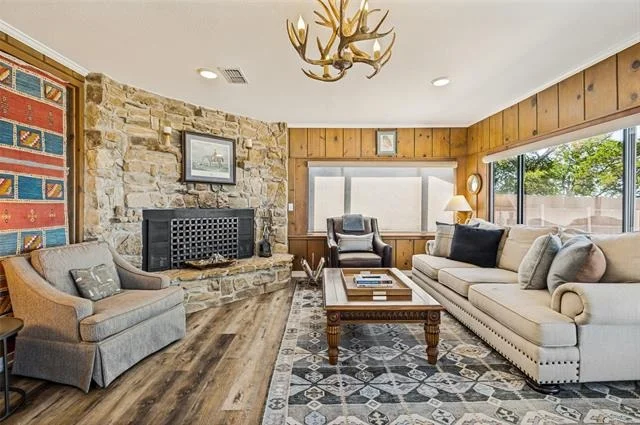 Photo of 111 Live Oak Drive