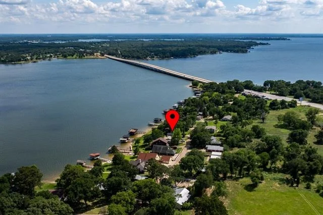 Photo of 138 Pin Oak Drive
