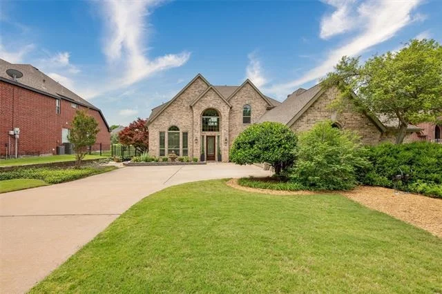 Photo of 1400 Fairlakes Pointe Drive
