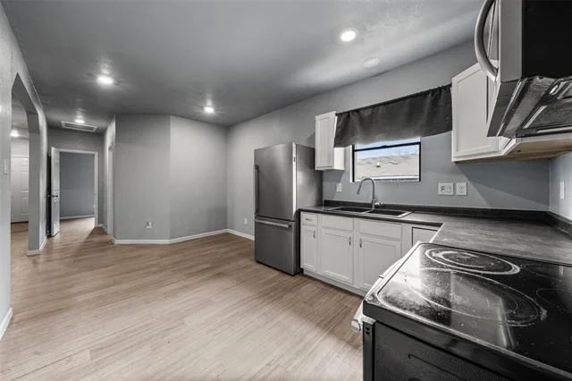 Photo of 2624 Webster Avenue
