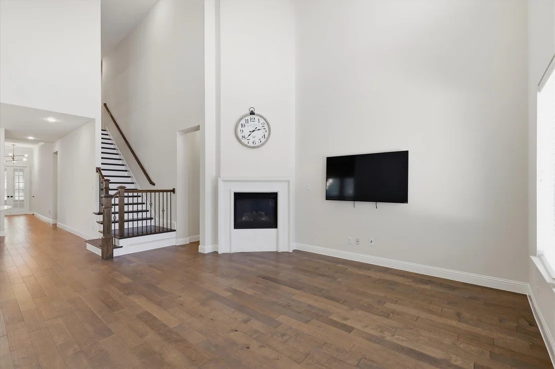 Photo of 2433 Mare Road