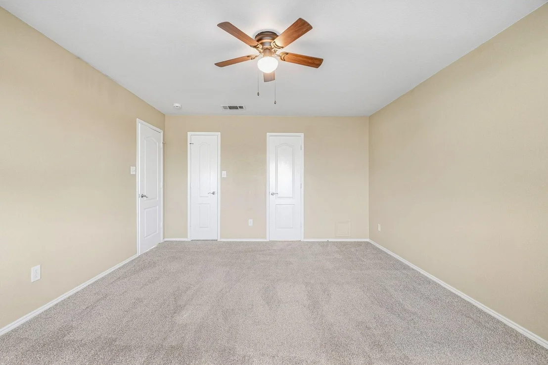 Photo of 1002 Chatham Lane