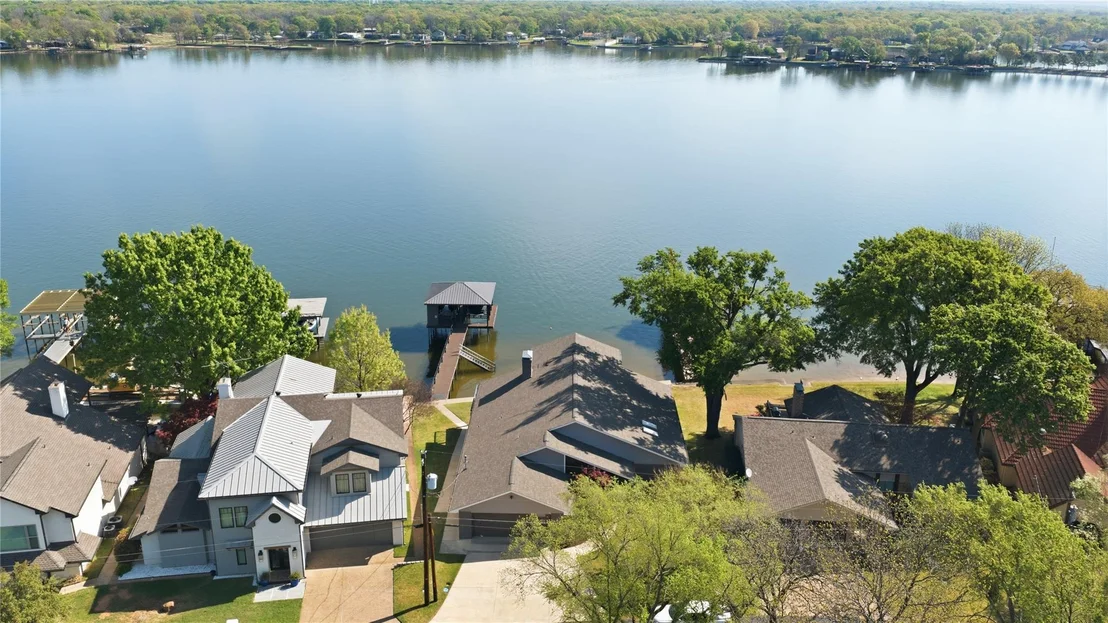 Photo of 648 Enchanted Isles Drive