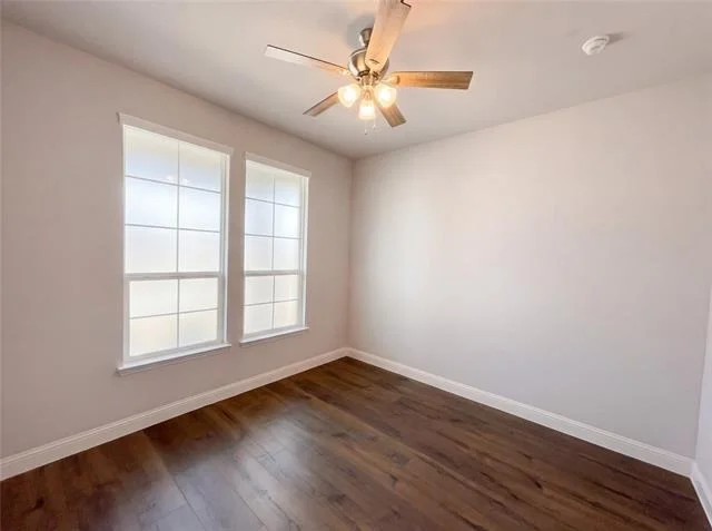 Photo of 2221 Laguna Drive