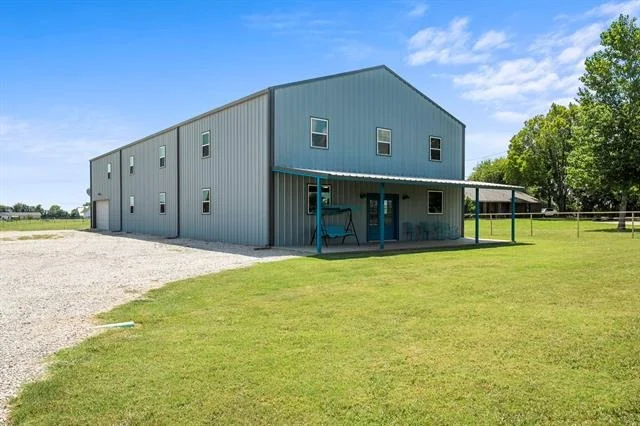 Photo of Unit A at 1404 Mcconnell Road