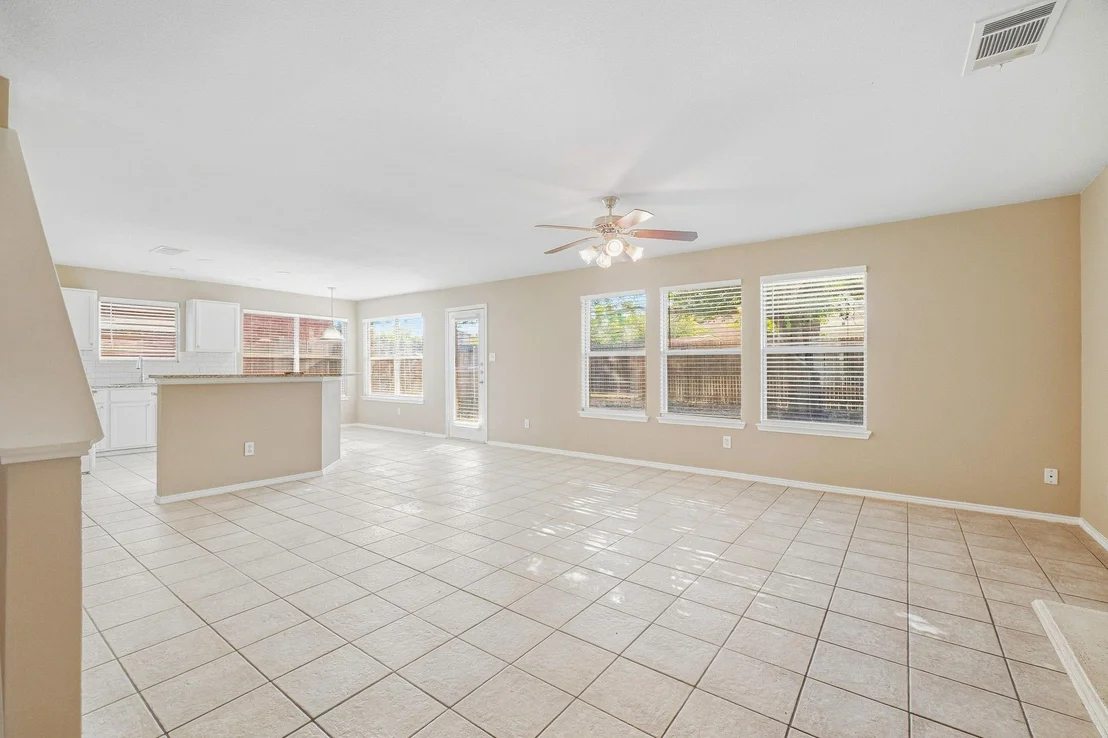 Photo of 1002 Chatham Lane