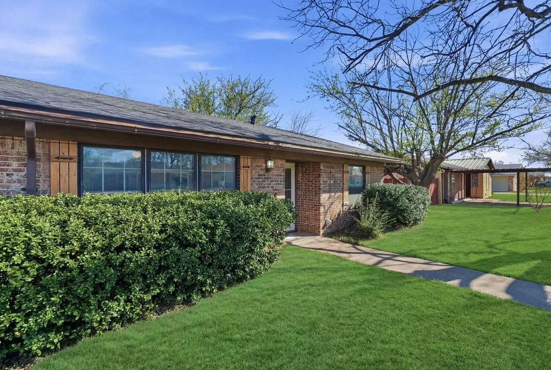 Photo of 1408 Primrose Lane