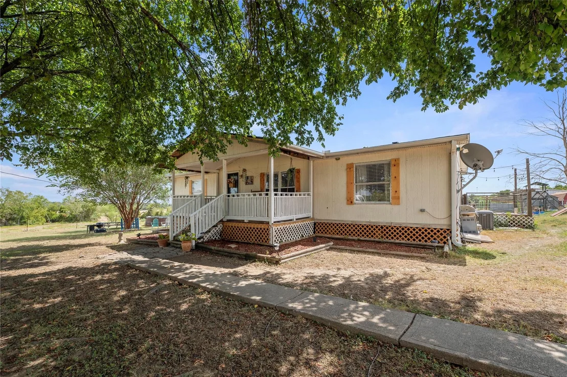 Photo of 140 Private Road 801