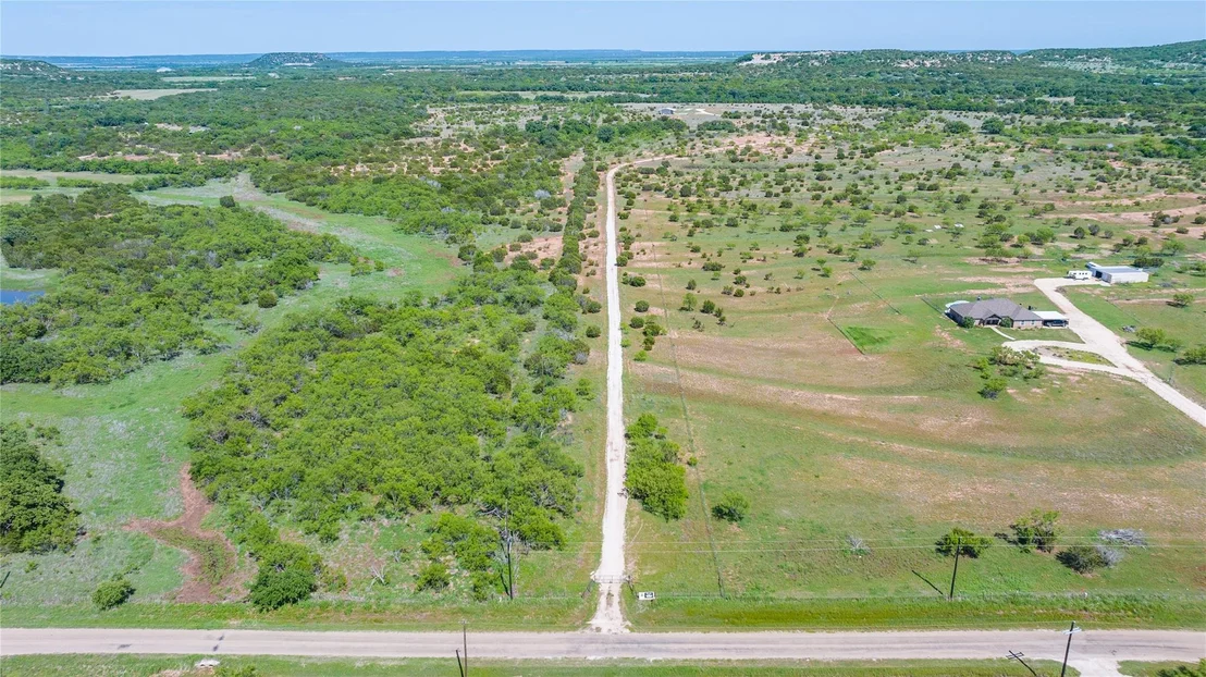 Photo of 2221 Lemons Gap Road