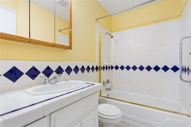 Photo of 213 Bowie Lane