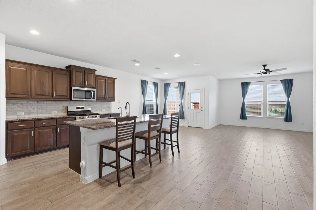 Photo of 1044 Blackhorse Trail