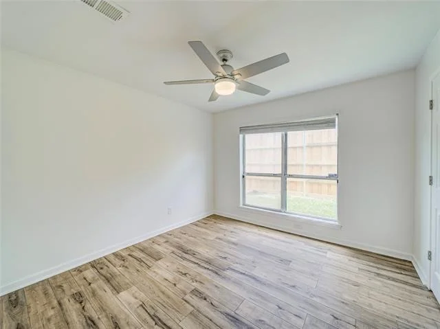 Photo of 6004 White Rose Trail