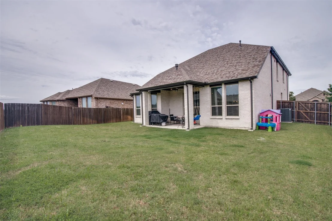 Photo of 1549 Sugarberry Drive
