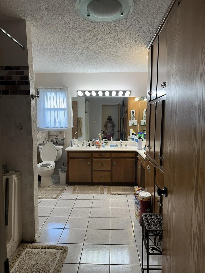 Photo of 1700 Northcrest Drive
