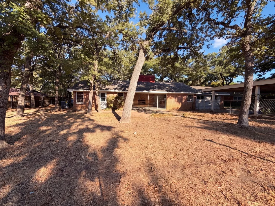 Photo of 1725 Danciger Drive