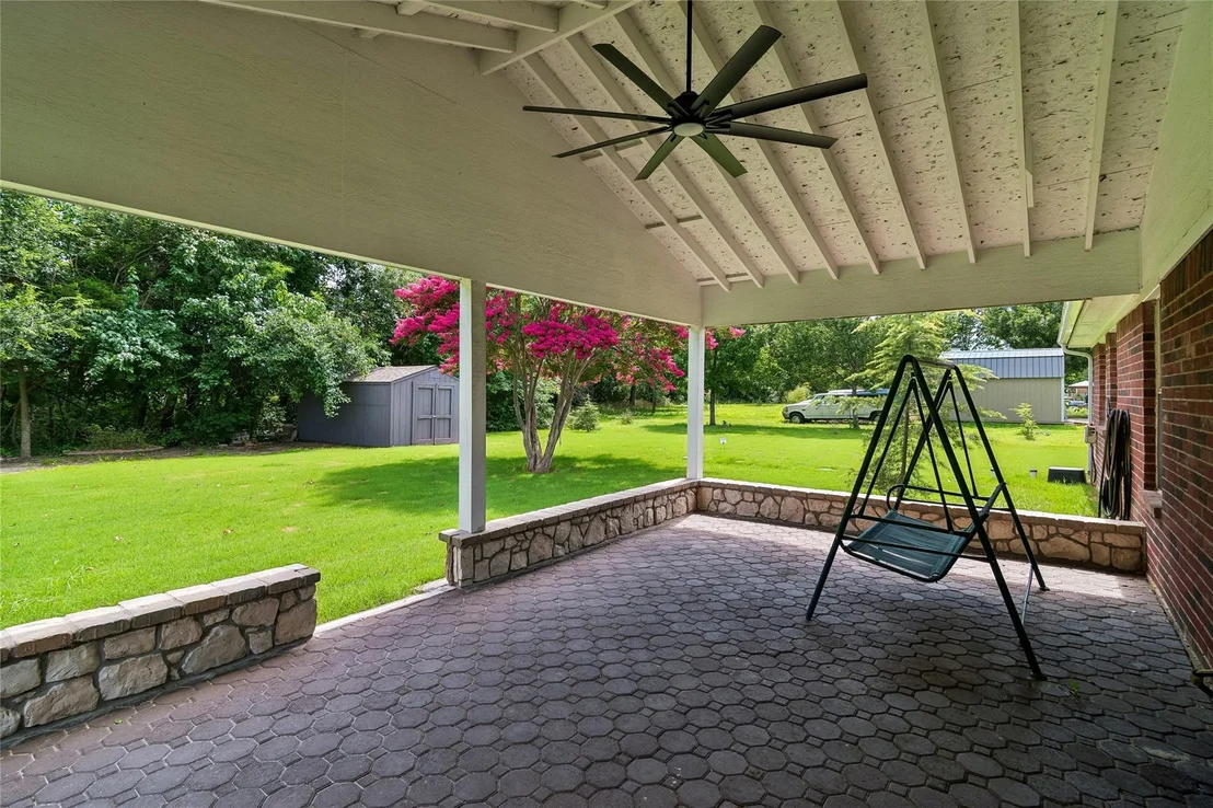 Photo of 855 Cross Timbers Drive