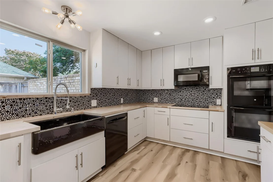 Photo of 3421 Cross Bend Road