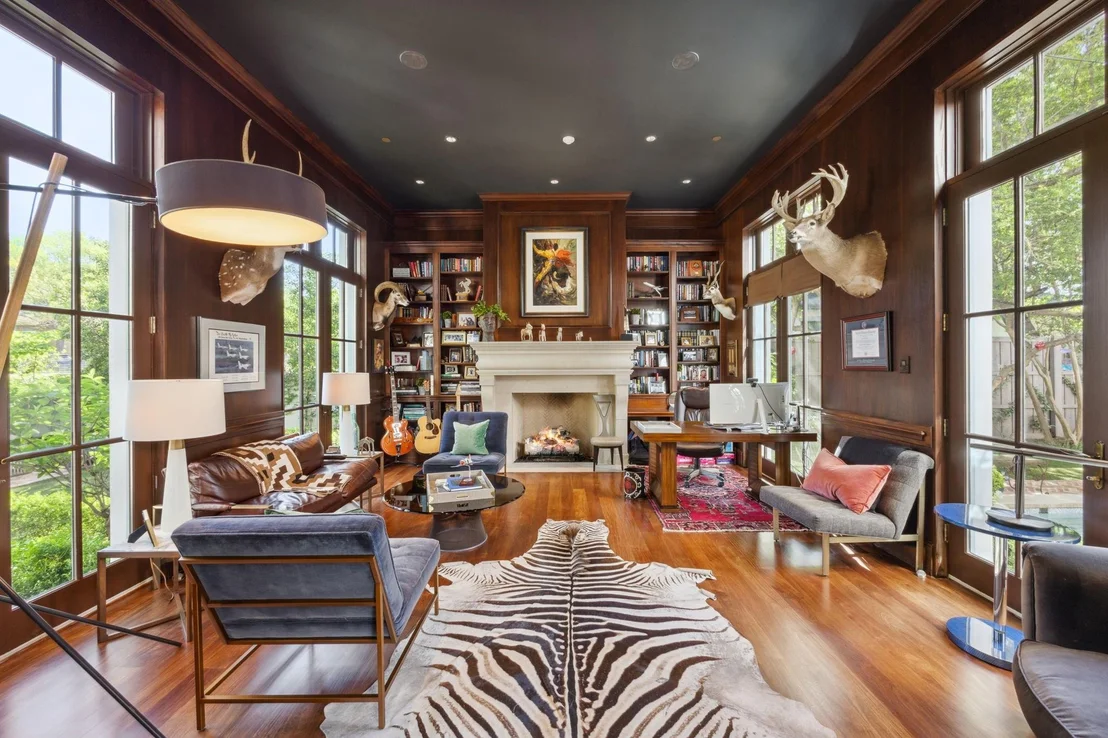 Photo of 4222 Brookview Drive