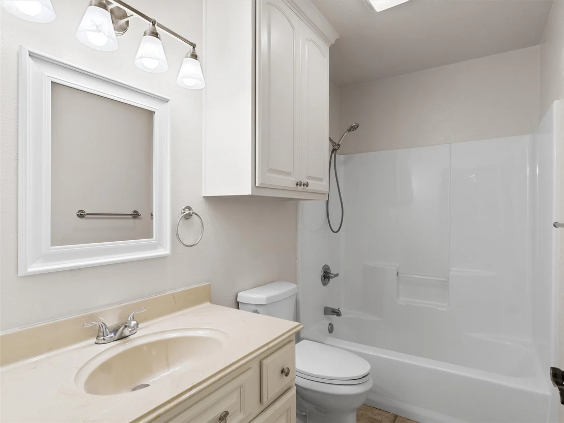 Photo of 2976 CR 217 E