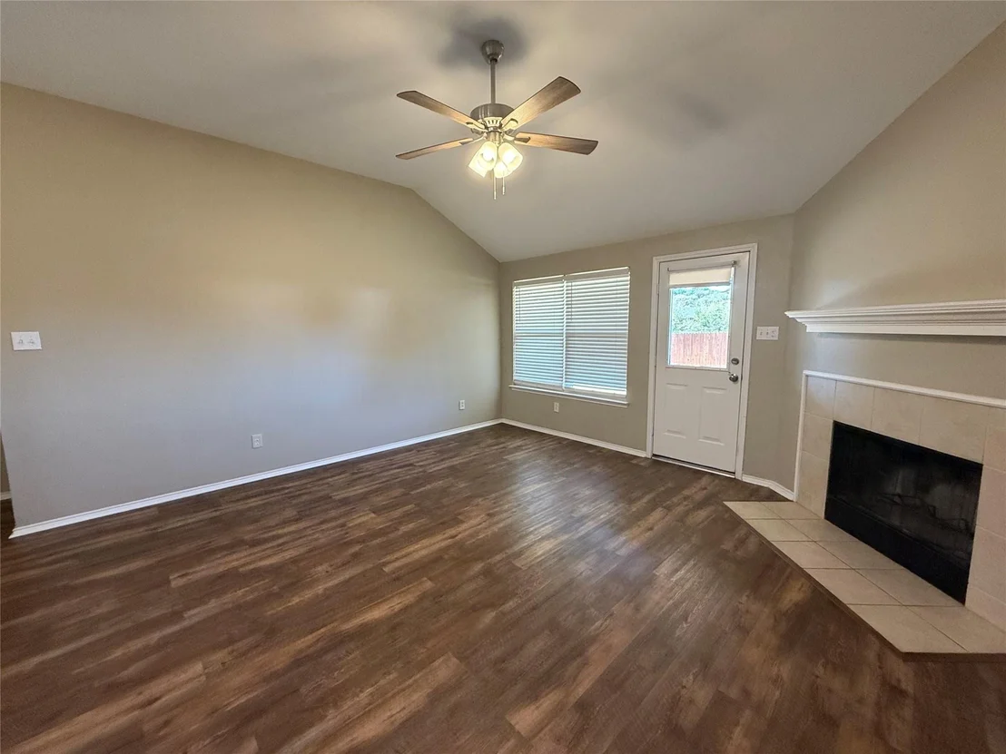 Photo of 809 Canyon Cove Drive