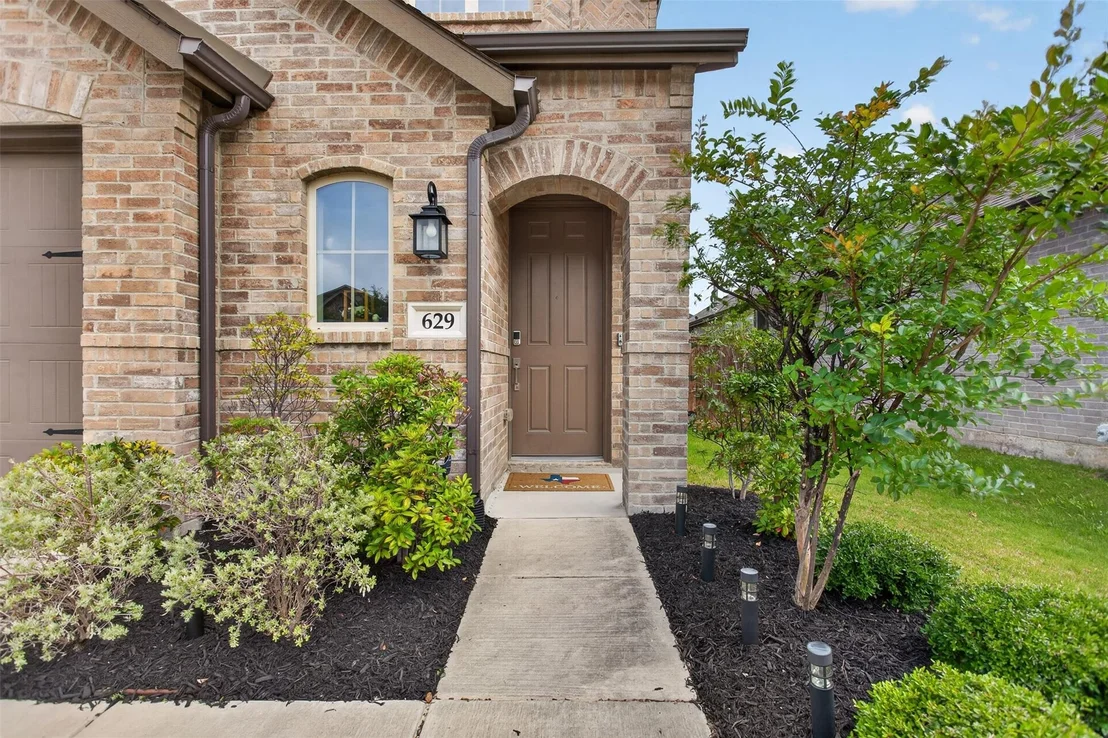 Photo of 629 Claverton Lane
