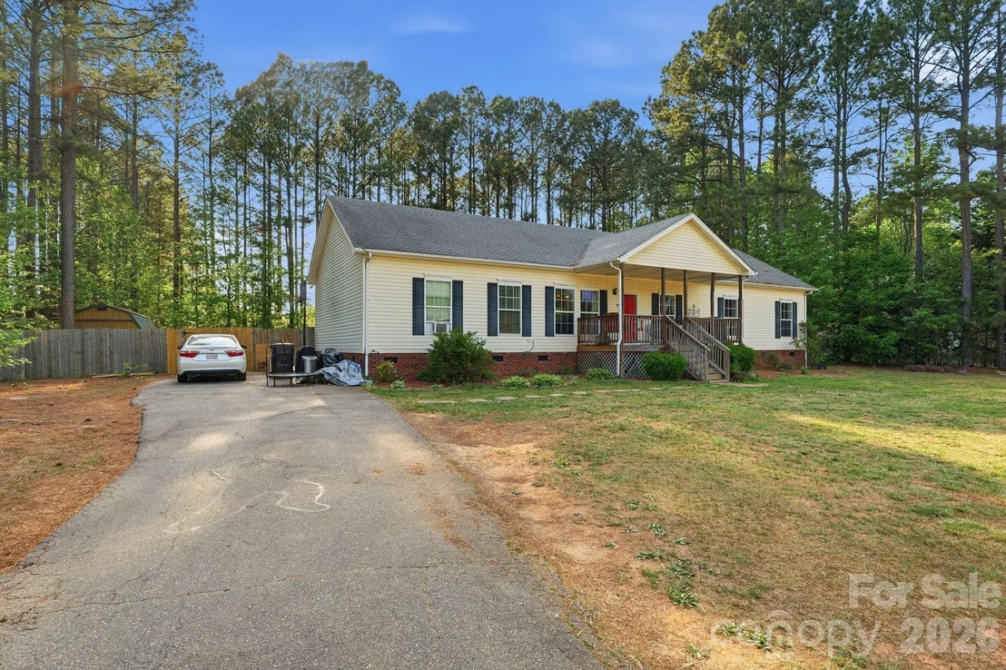 Photo of 2825 Sweeping Pine Lane