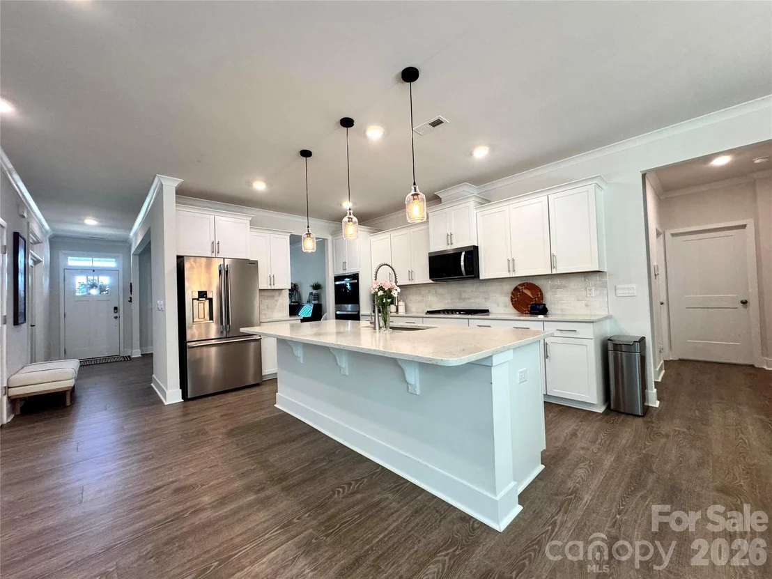 Photo of 351 Miramar Drive