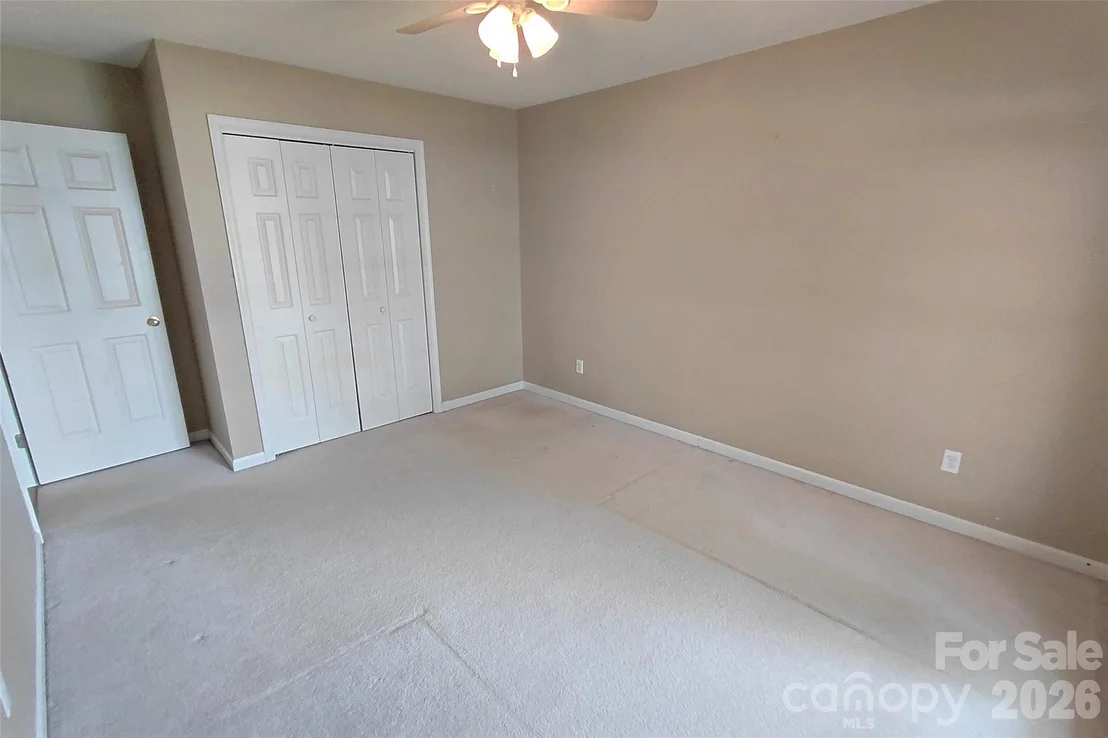 Photo of 1016 Thorncrest Drive