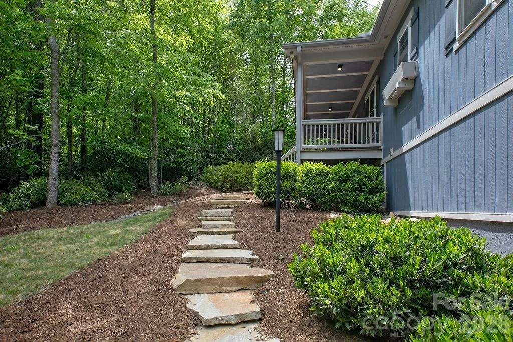 Photo of 131 Bear Trace Road