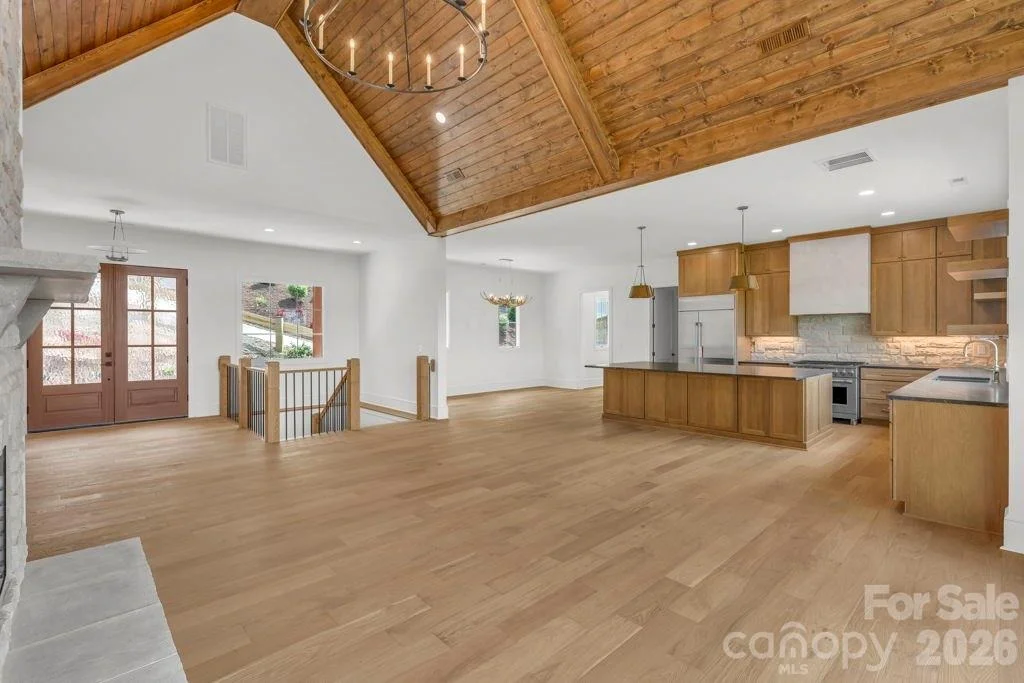 Photo of 380 Greystone Drive