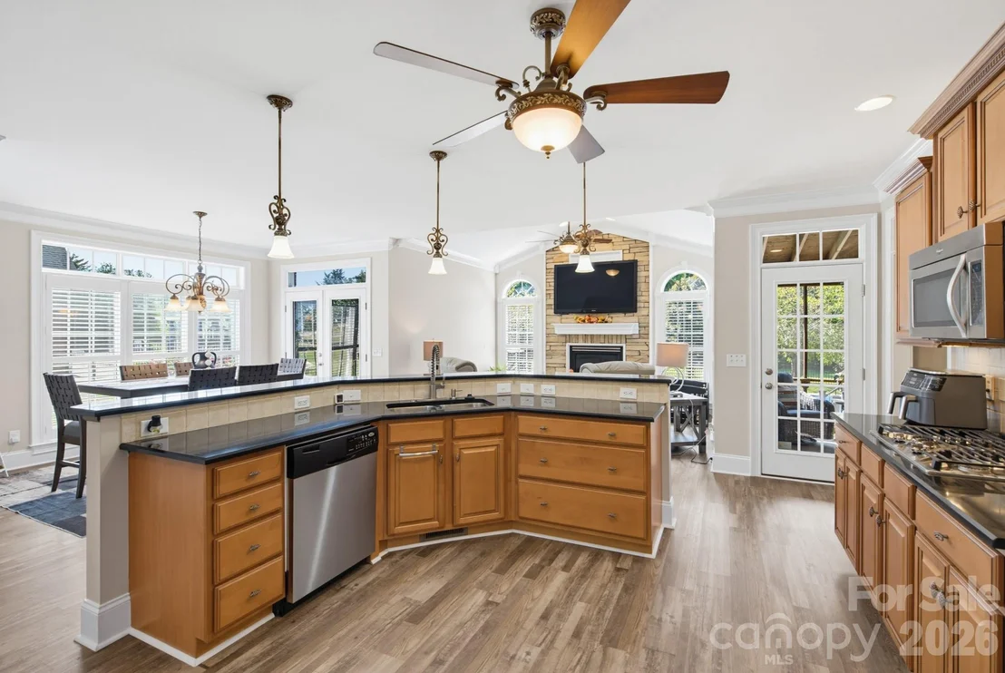 Photo of 1177 Springlake Road