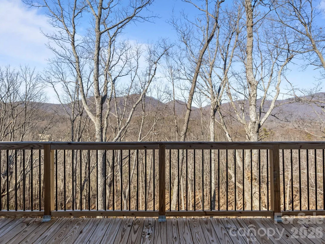Photo of 225 Aurora Lane