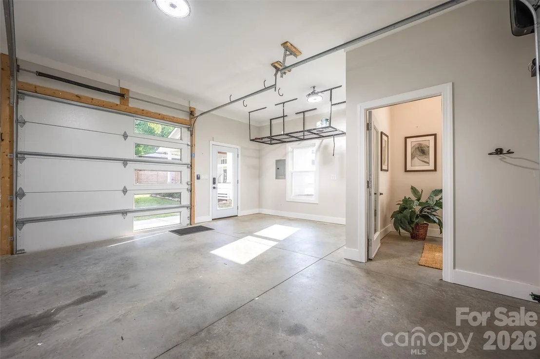 Photo of 4601 General Pershing Drive