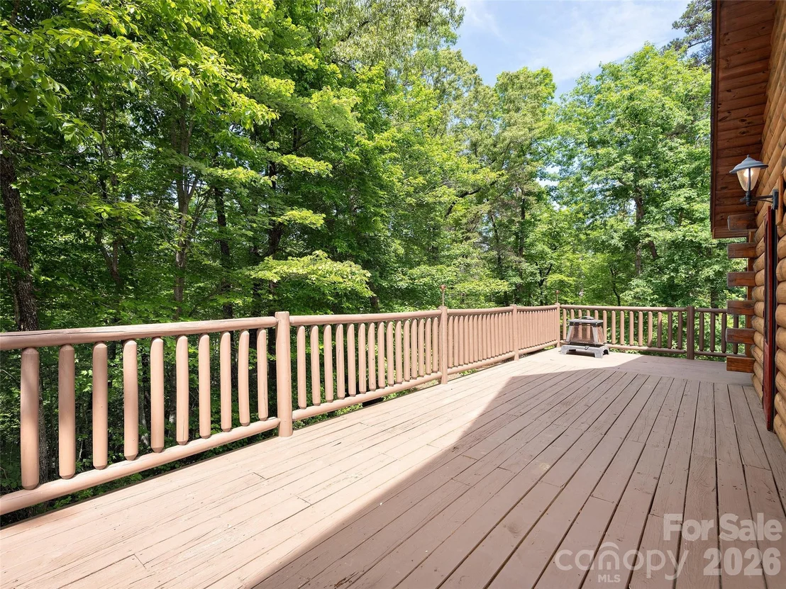 Photo of 413 Green Hills Road