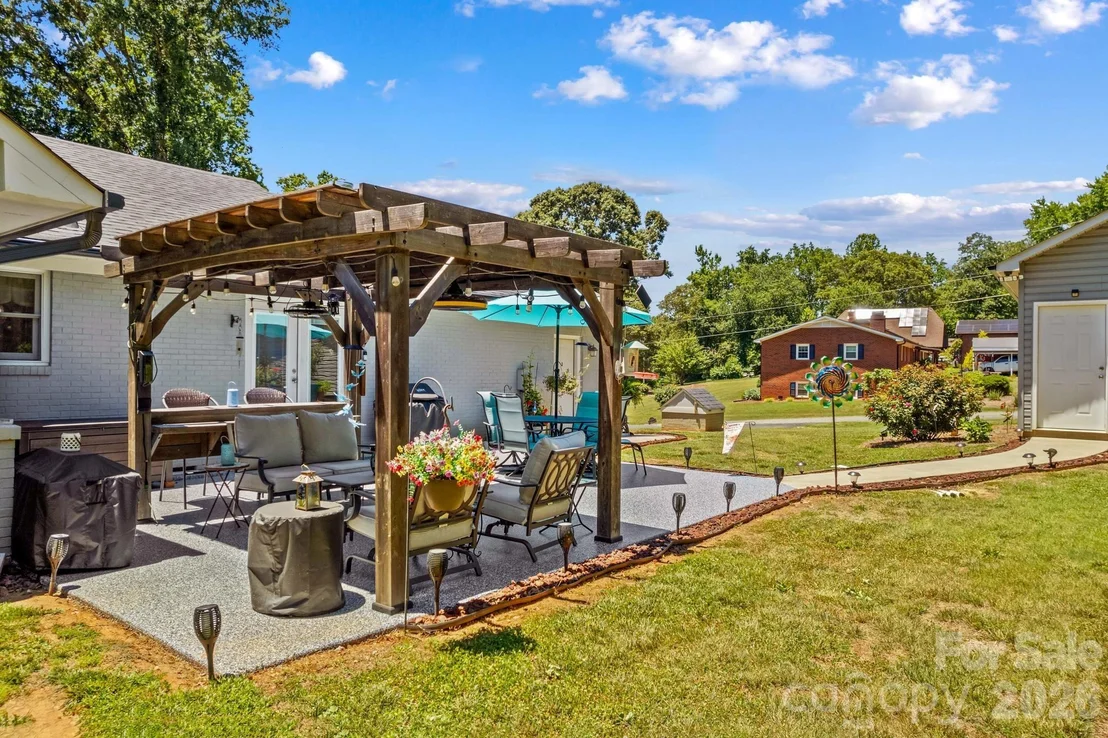 Photo of 465 Bonanza Drive