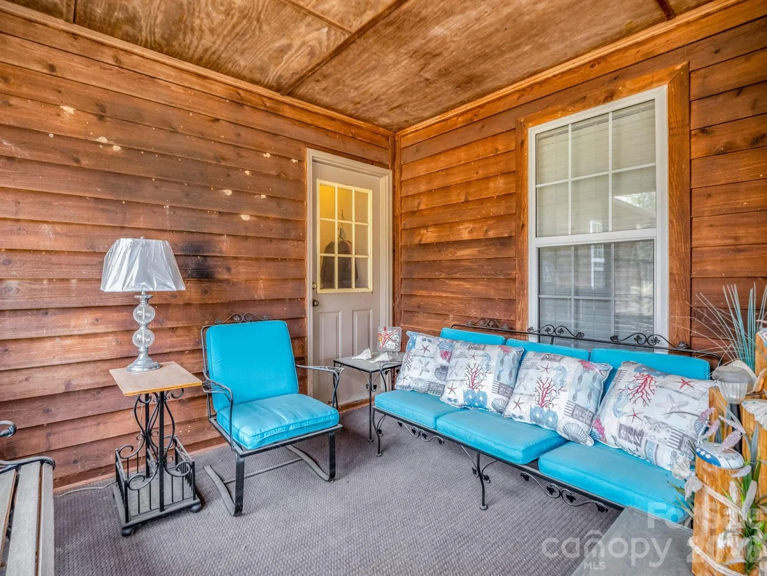 Photo of 308 Frog Hollow Road
