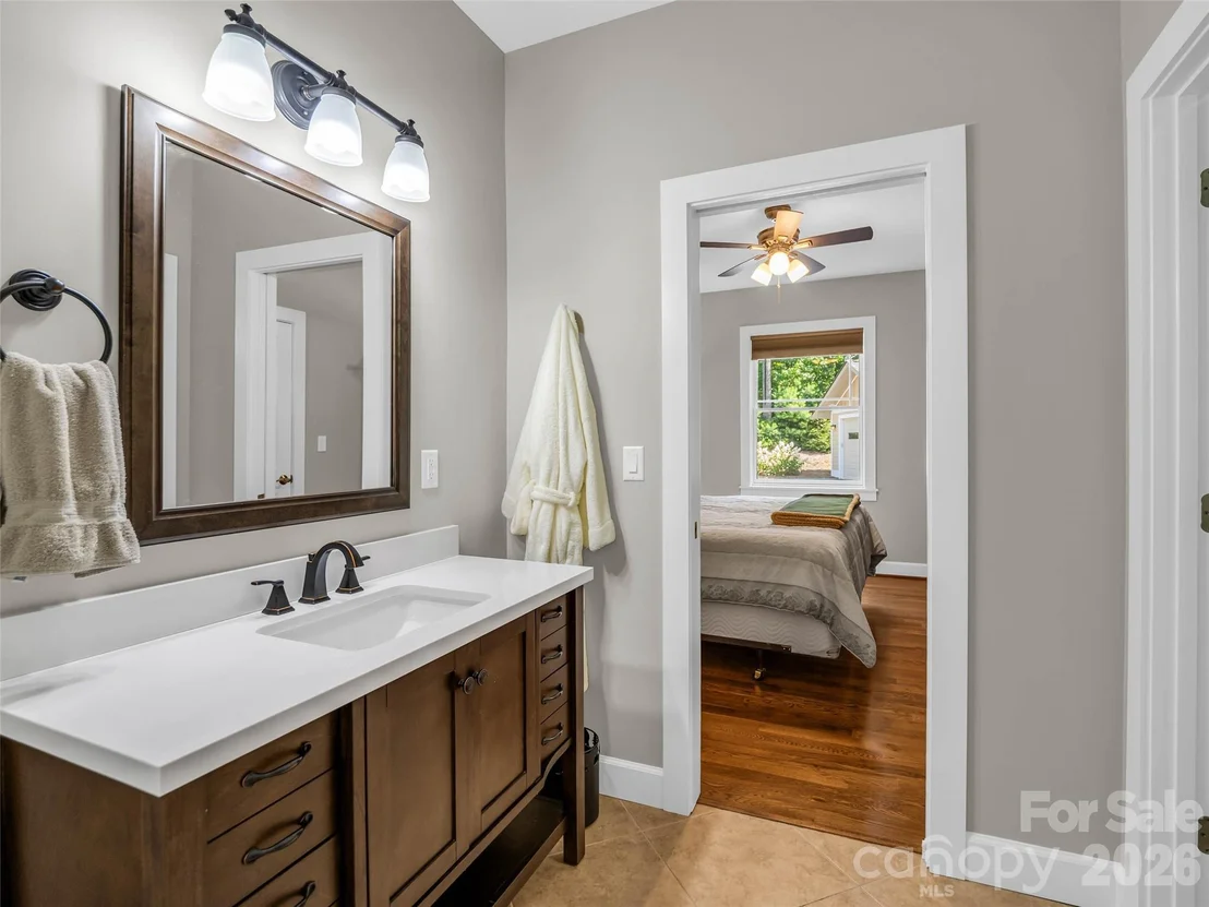 Photo of 930 Big Raven Lane