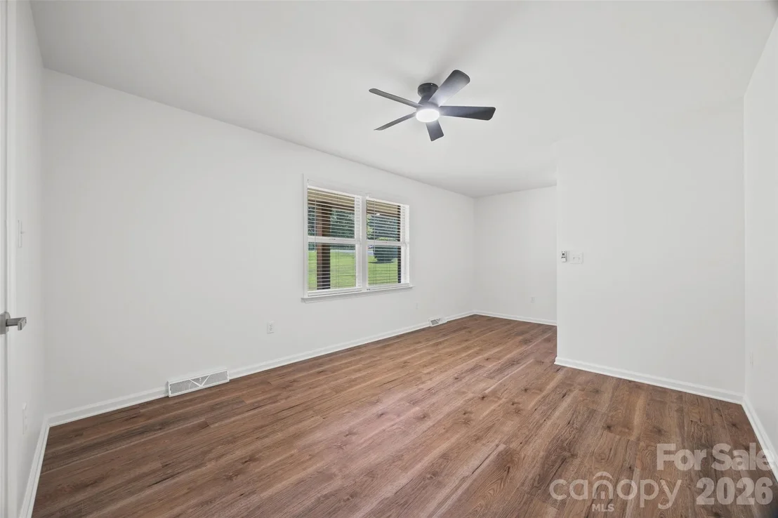 Photo of 281 Schoolside Drive