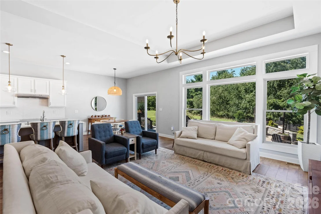 Photo of 394 Kellwood Drive