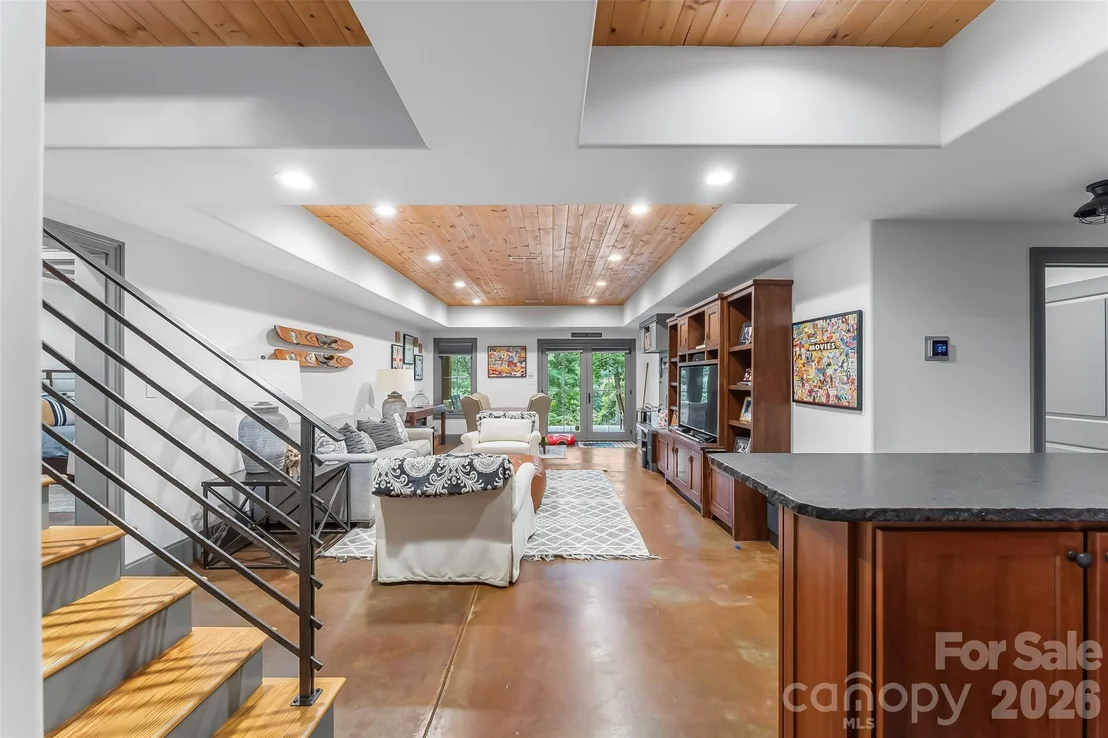 Photo of 5069 Lighthouse Court