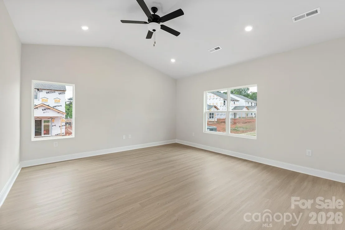 Photo of 3630 Narrow Lane