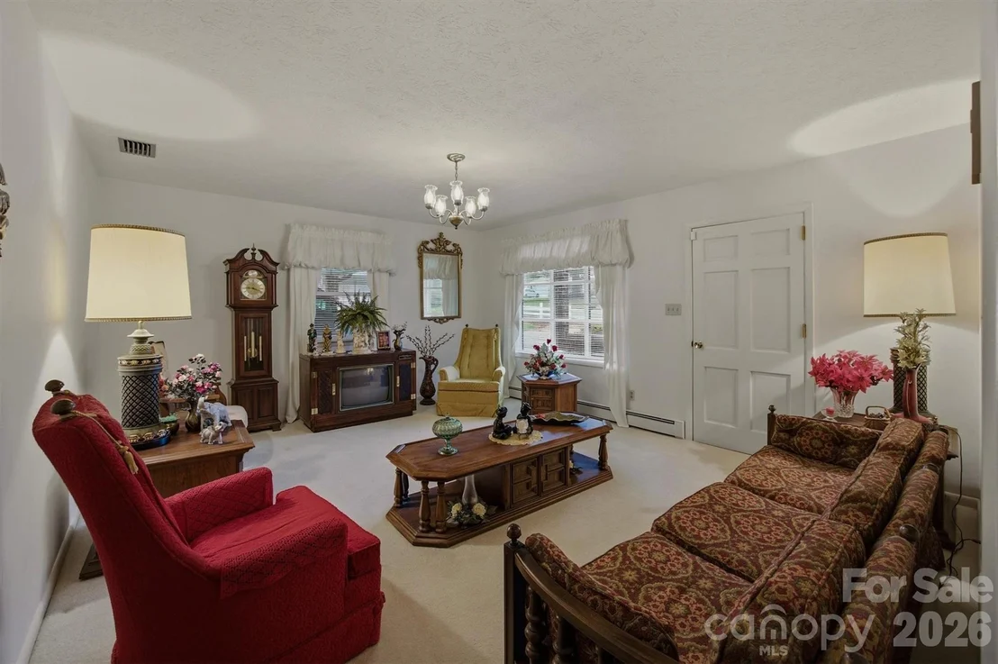 Photo of 2711 Fairway Acres Circle