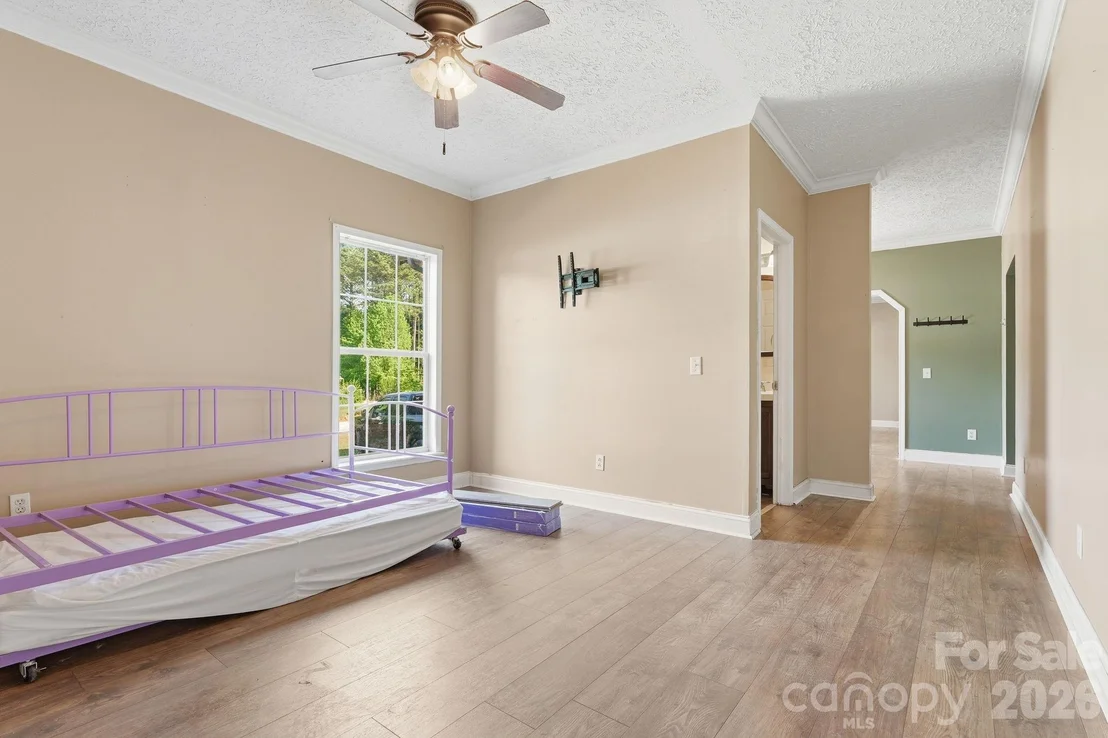 Photo of 2825 Sweeping Pine Lane