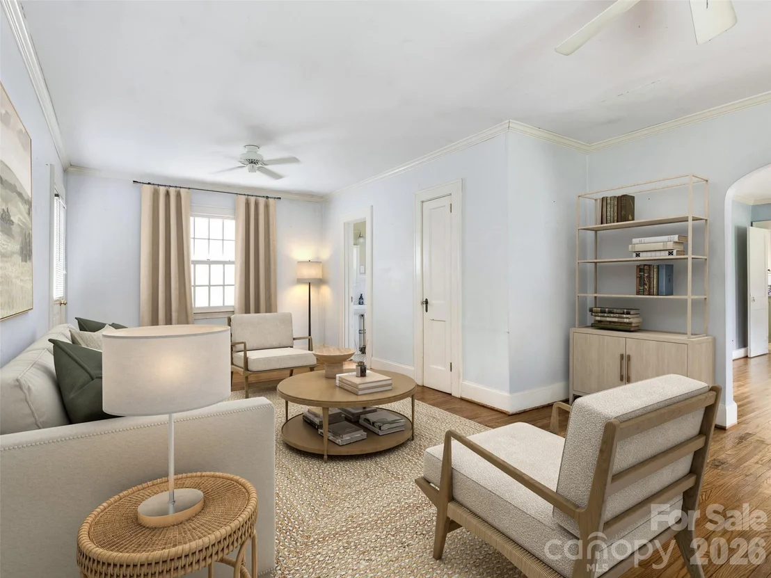 Photo of 646 Marsh Road