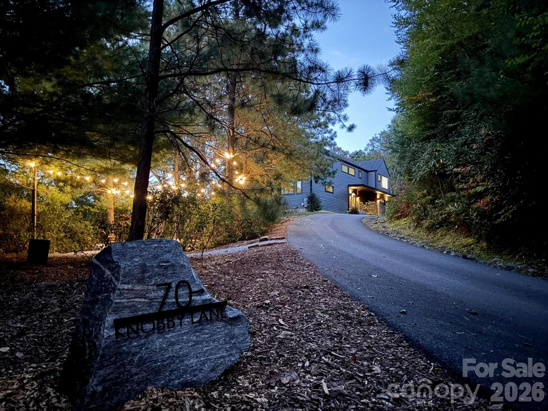 Photo of 70 Knobby Lane