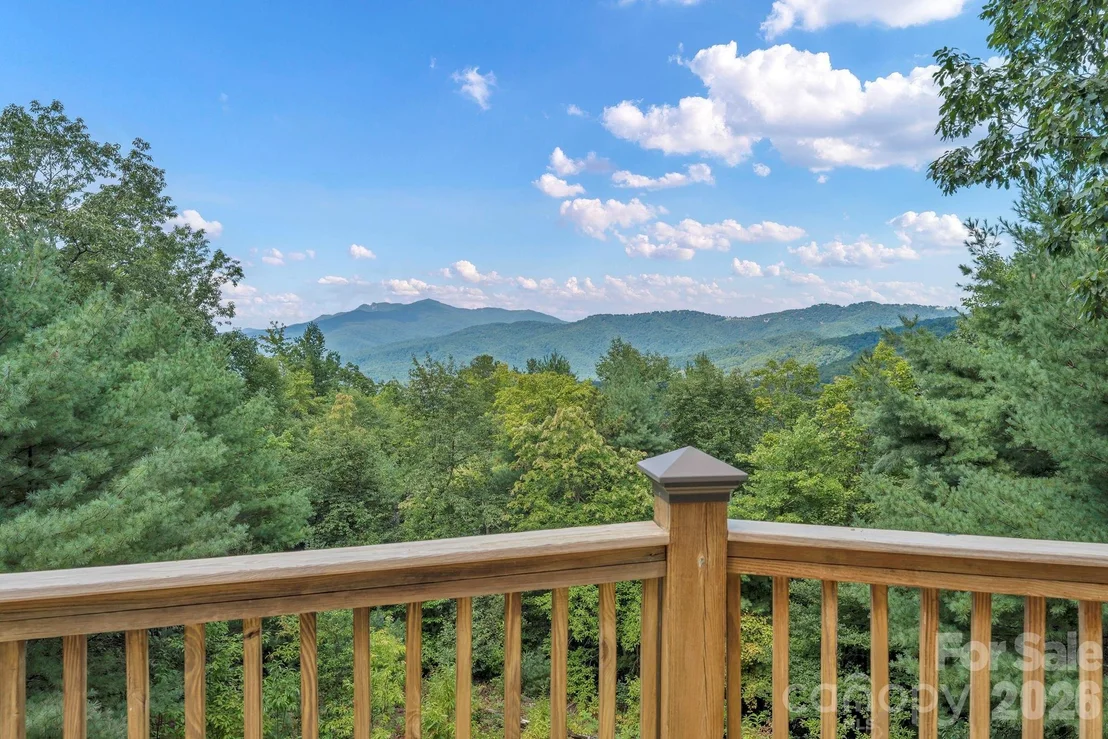 Photo of 4880 Nightingale Lane