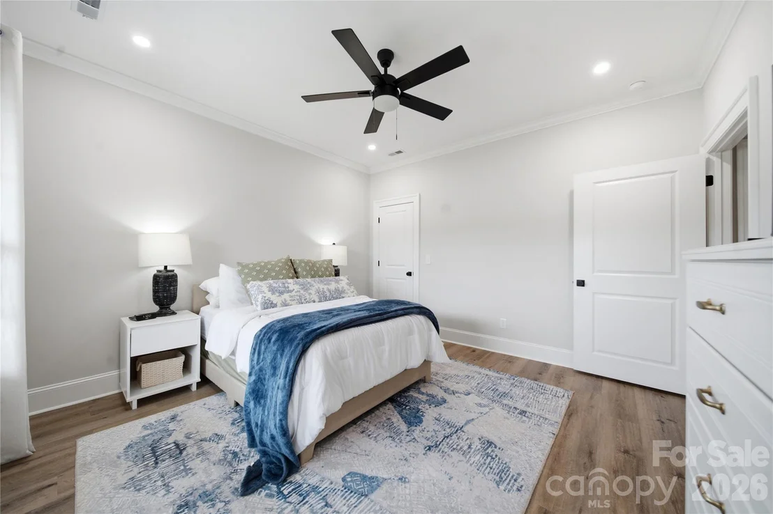 Photo of 531 Buckview Lane