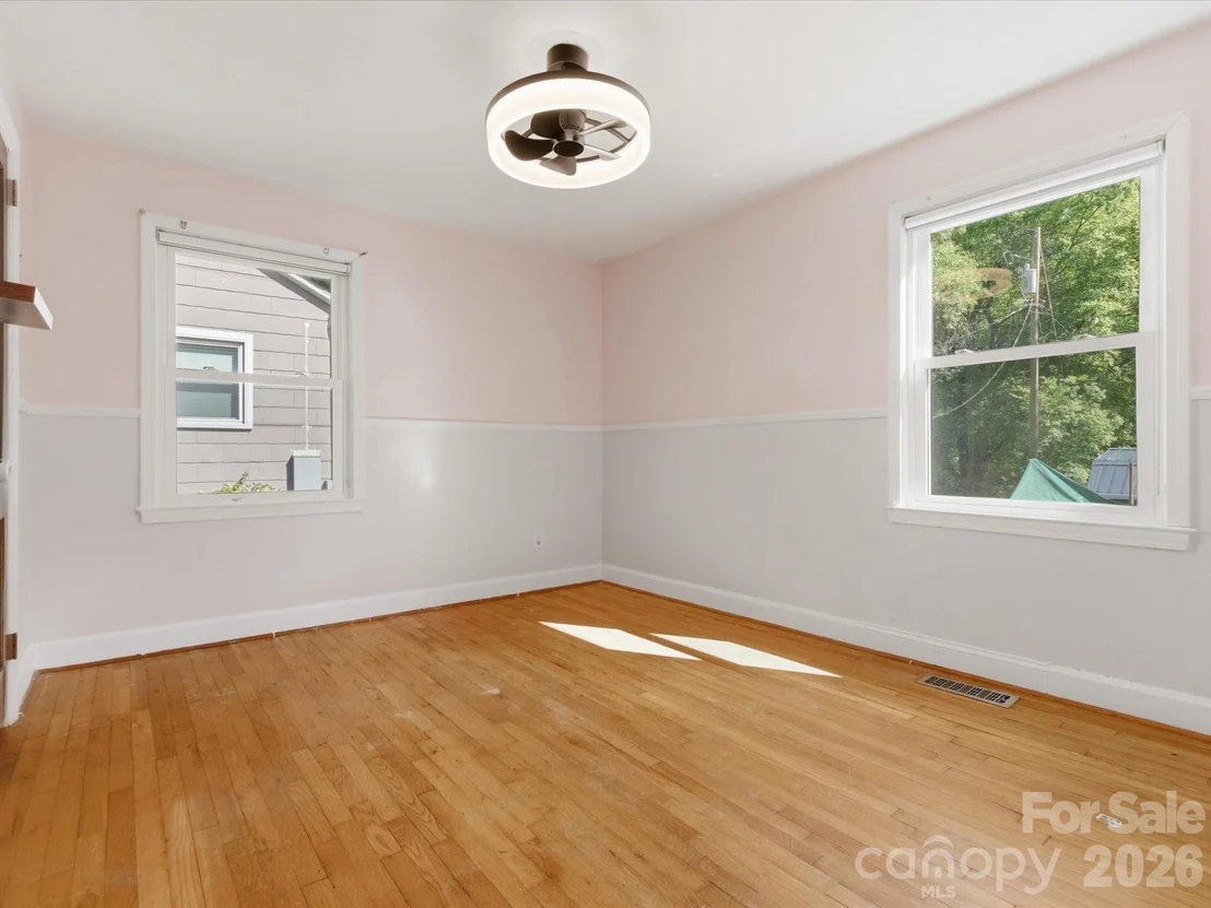 Photo of 620 Normandy Road