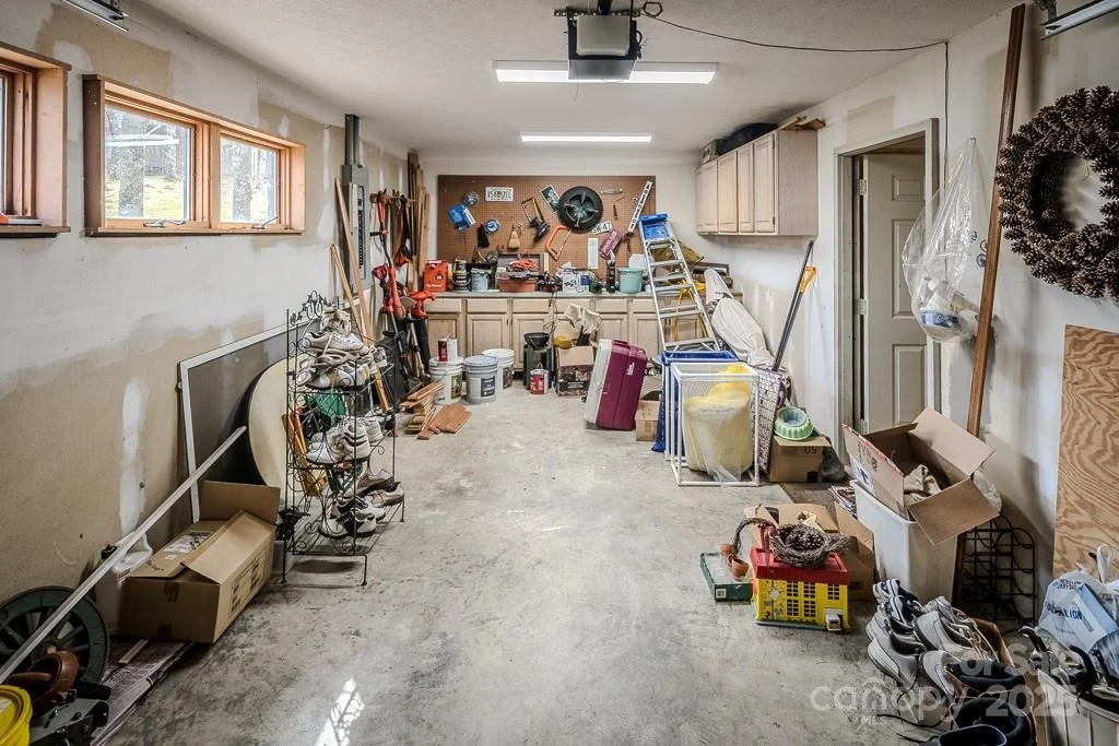 Photo of 130 Skiway Circle