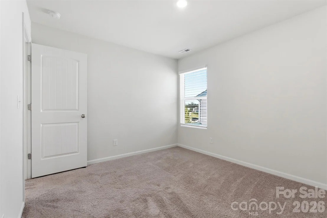 Photo of 5335 Upton Place